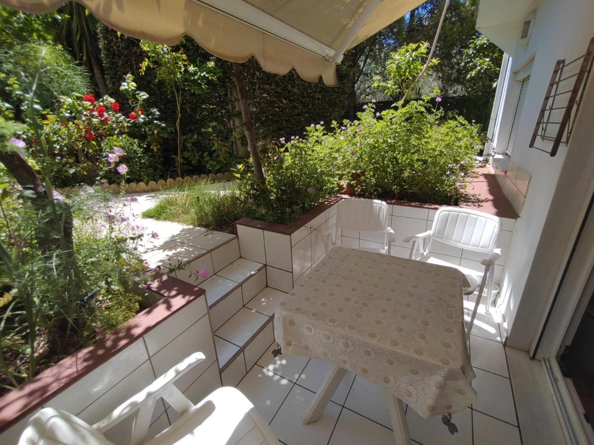 Ioli Garden